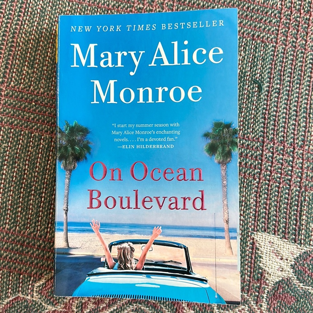 All books 2 for $8! Paperback On Ocean Boulevard by Mary Alice Monroe